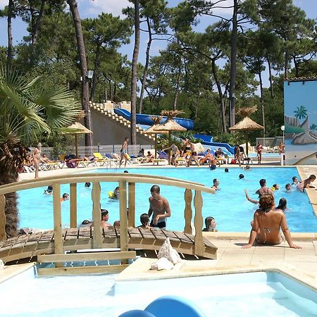 Camping Le Dauphin Hotel Сен-Жорж-дьо-Дидон Екстериор снимка