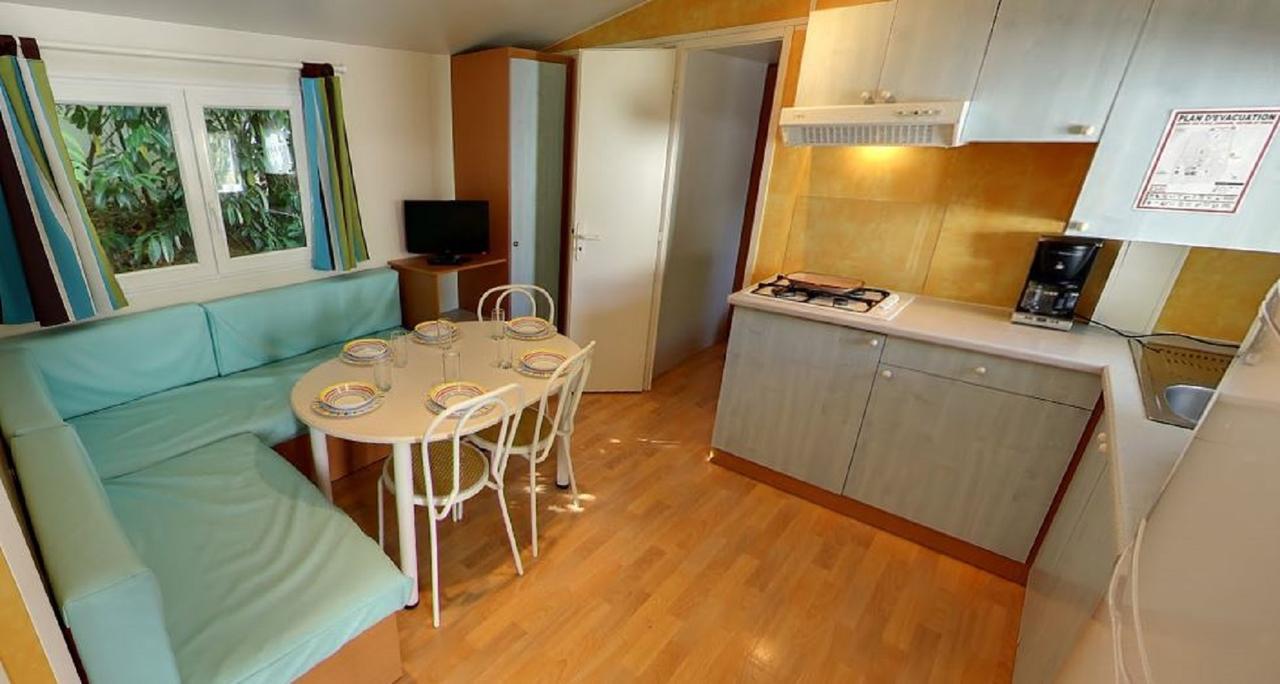 Camping Le Dauphin Hotel Сен-Жорж-дьо-Дидон Екстериор снимка